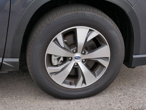 Certified 2025 Subaru Ascent Premium AWD/4WD image 16
