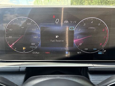 Used 2024 Mercedes-Benz GLE 450 4MATIC image 8