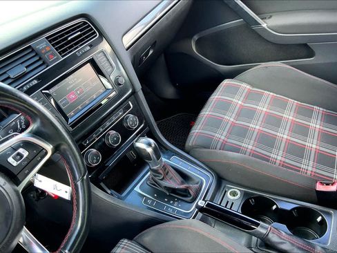 Used 2015 Volkswagen GTI S FWD image 16