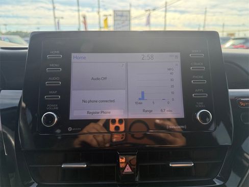 Used 2023 Toyota Camry LE image 18