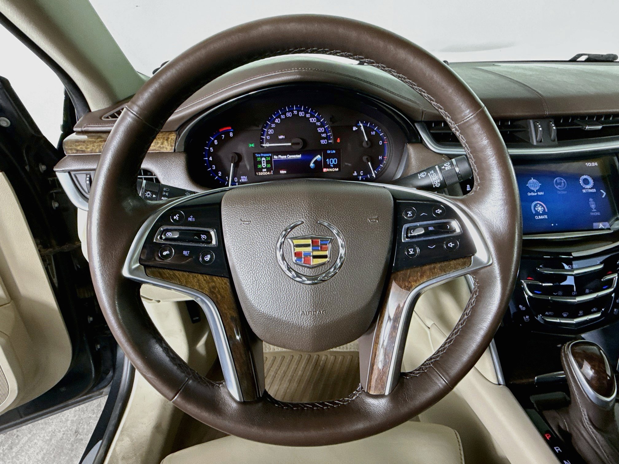 Used 2014 Cadillac XTS Luxury AWD/4WD image 11