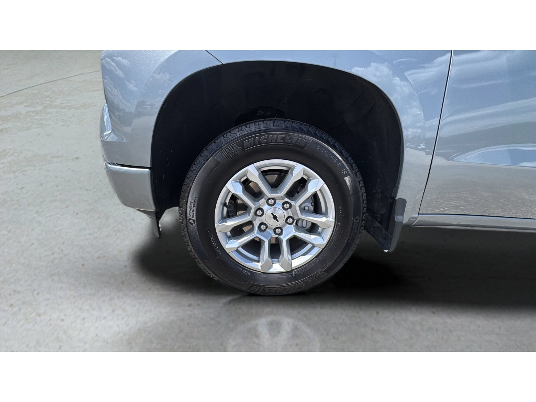 Used 2026 Chevrolet Silverado 1500 RST AWD/4WD image 9