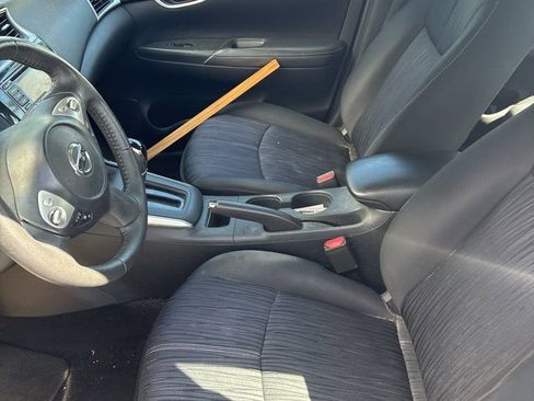 Used 2016 Nissan Sentra SV image 5