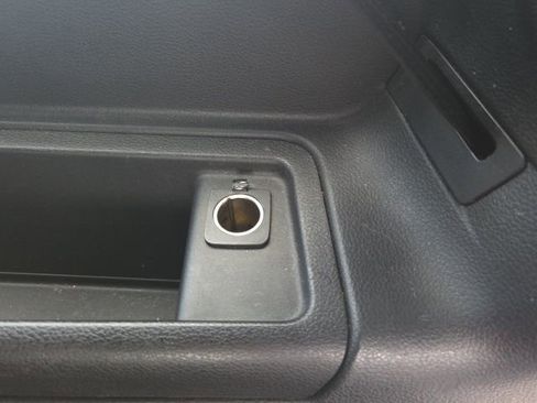 Used 2019 Lincoln Navigator L Select image 8