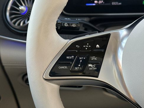 Certified 2023 Mercedes-Benz EQE 500 4MATIC SUV image 29