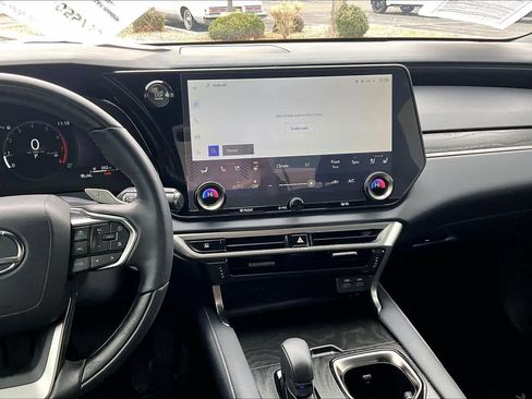 Used 2025 Lexus RX 350 Premium w/ Accessory Package (Z1) image 7