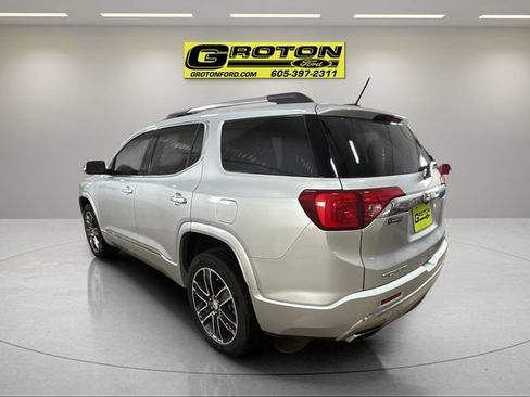 Used 2019 GMC Acadia Denali w/ Technology Package AWD/4WD image 3