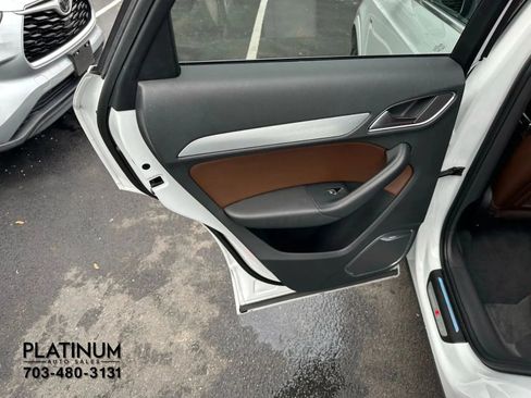 Used 2016 Audi Q3 2.0T Prestige w/ Prestige Package image 17