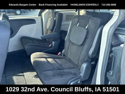 Used 2018 Dodge Grand Caravan SE w/ UConnect Hands-Free Group FWD image 12