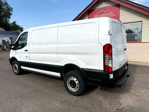 Used 2019 Ford Transit 250 130 Low Roof image 6