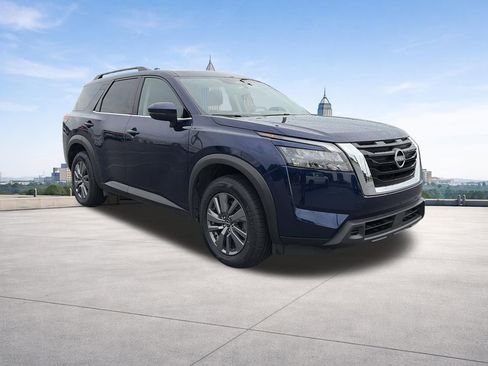 Used 2025 Nissan Pathfinder SV FWD image 7