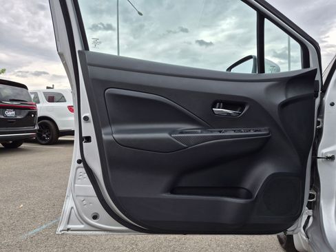 Used 2025 Nissan Versa SV w/ Trunk Package FWD image 14