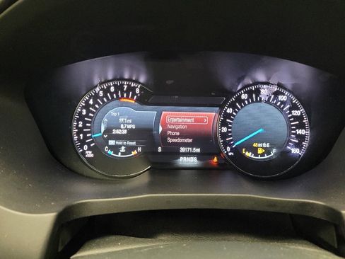 Used 2018 Ford Explorer Platinum AWD/4WD image 23