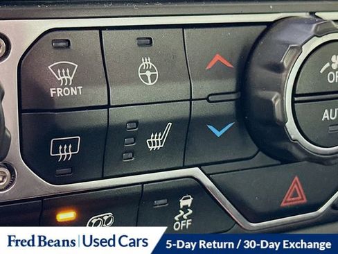 Used 2022 Jeep Wrangler Unlimited Rubicon w/ Xtreme Recon 35" Tire Package image 21