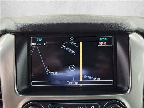 Used 2019 Chevrolet Suburban Premier AWD/4WD image 13