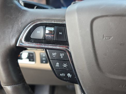 Used 2024 Lincoln Navigator L Reserve AWD/4WD image 12