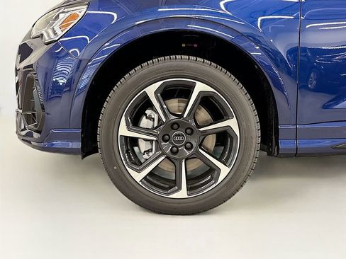 New 2025 Audi Q3 2.0T Premium Plus image 23