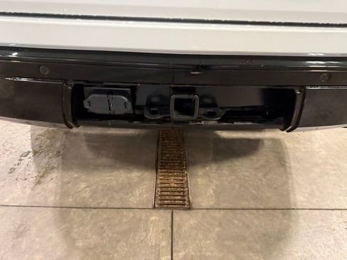 Used 2023 Jeep Wagoneer Series II AWD/4WD image 29