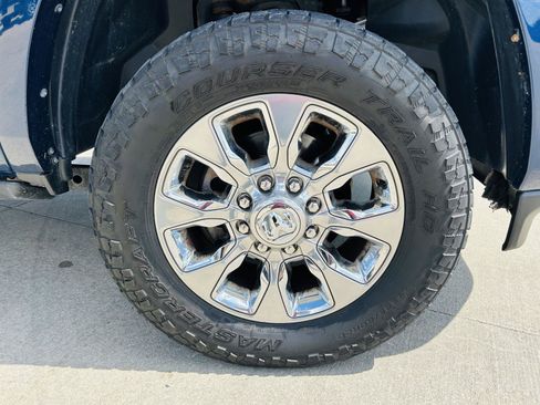 Used 2019 RAM 2500 Limited AWD/4WD image 44