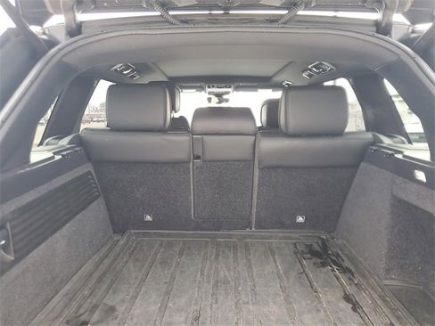 Used 2022 Land Rover Range Rover Westminster Edition image 7