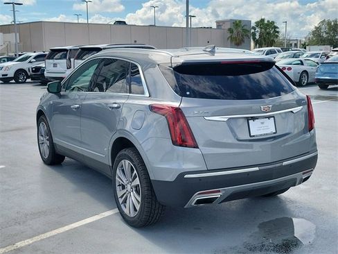 Certified 2024 Cadillac XT5 Premium Luxury w/ LPO, Premium Carpet Package image 3