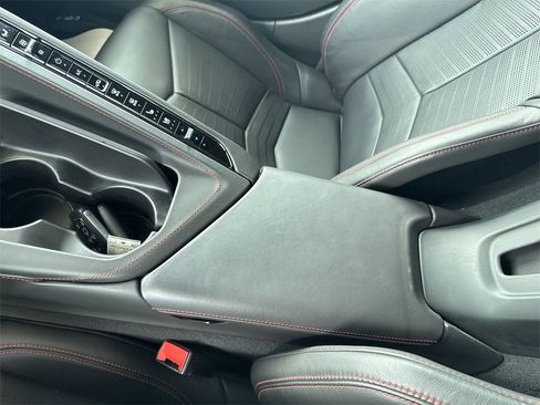 Used 2021 Chevrolet Corvette Stingray Premium Conv w/ Z51 Performance Package image 26