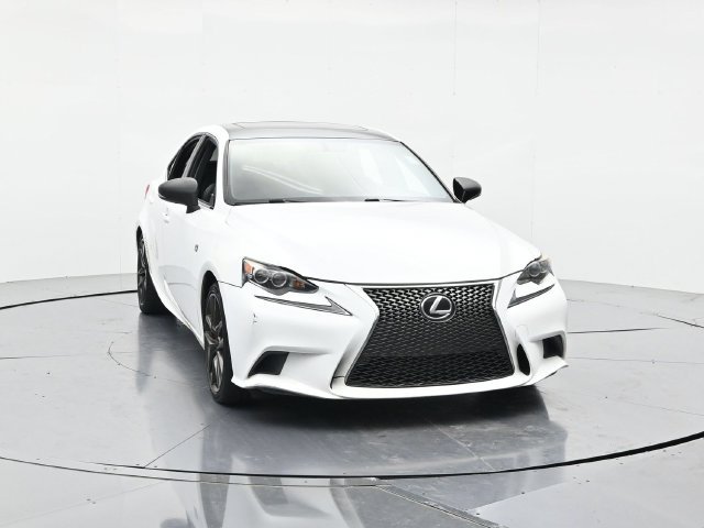 Used 2016 Lexus IS 200t w/ F Sport Package RWD image 4
