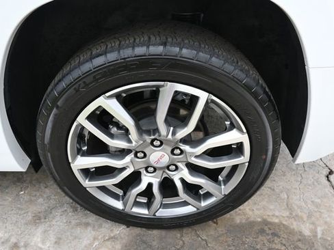 Used 2023 GMC Terrain Denali AWD/4WD image 13