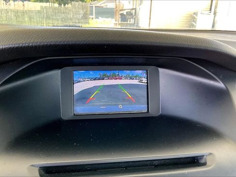 Used 2017 Ford Focus SE FWD image 13