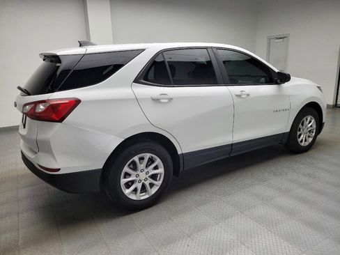 Used 2021 Chevrolet Equinox LS w/ LS Convenience Package FWD image 10