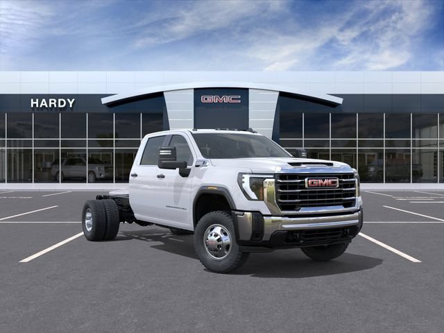 New 2026 GMC Sierra 3500 Pro AWD/4WD image 1