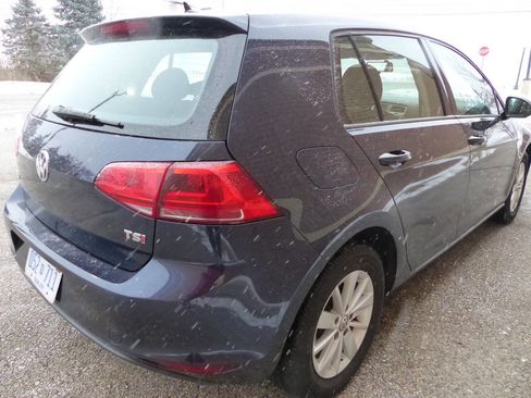 Used 2016 Volkswagen Golf SE image 10