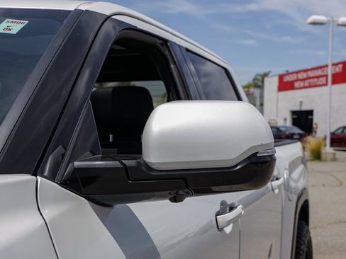 Used 2023 Toyota Tundra Platinum w/ Advanced Package RWD image 13