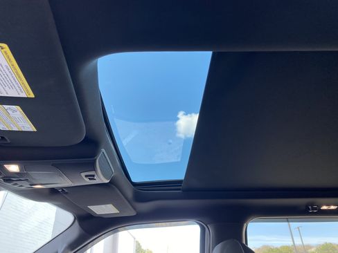 Used 2018 Ford F150 XLT w/ Equipment Group 302A Luxury image 32