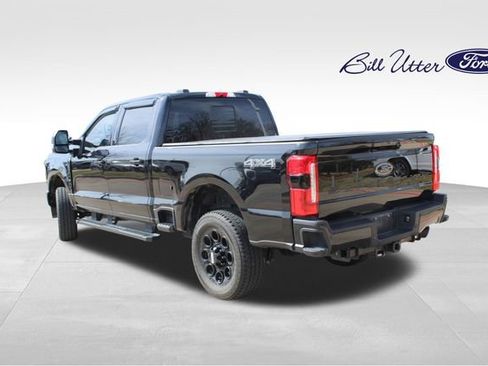 Used 2024 Ford F250 XLT w/ Black Appearance Package image 7