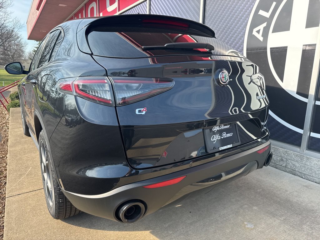 New 2026 Alfa Romeo Stelvio Sprint AWD/4WD image 8