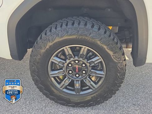 Certified 2024 GMC Sierra 1500 AT4X AWD/4WD image 7