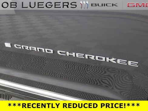 Used 2022 Jeep Grand Cherokee Summit w/ Adv Protech Group IV AWD/4WD image 4