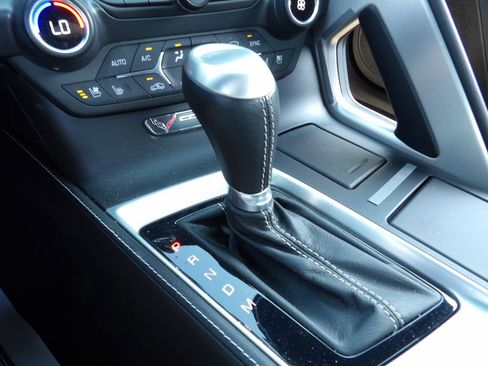 Used 2014 Chevrolet Corvette Stingray Convertible w/ 2LT Preferred Equipment Group RWD image 27