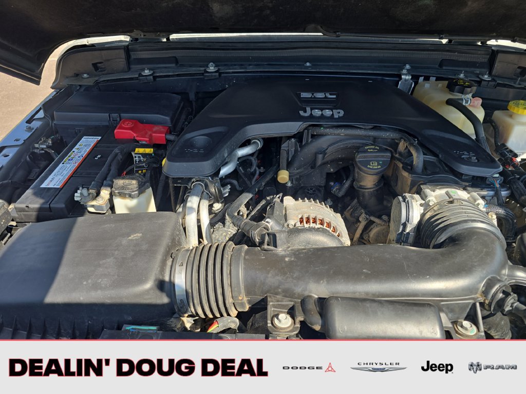 Used 2020 Jeep Gladiator Overland AWD/4WD image 22