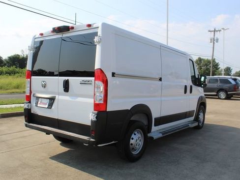 Used 2023 RAM ProMaster 2500 FWD image 5