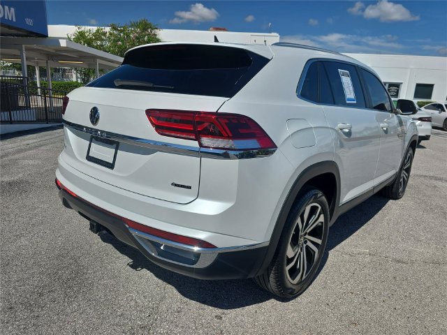 Used 2023 Volkswagen Atlas Cross Sport SEL AWD/4WD image 3