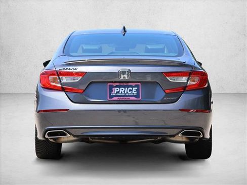 Used 2018 Honda Accord Sport image 6