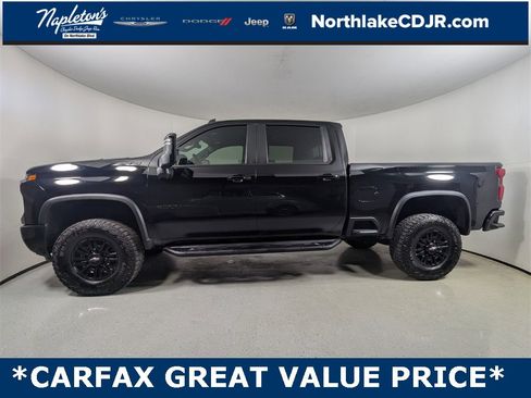 Used 2024 Chevrolet Silverado 2500 ZR2 w/ Technology Package image 4