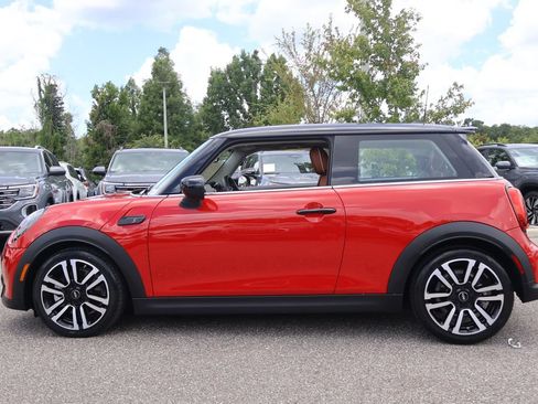 Used 2024 MINI Cooper S FWD image 5