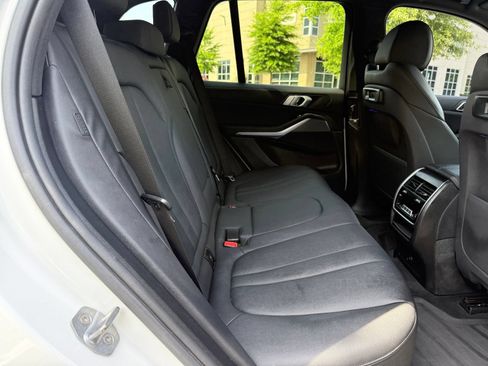 Used 2019 BMW X5 xDrive40i w/ Premium Package 2 AWD/4WD image 39
