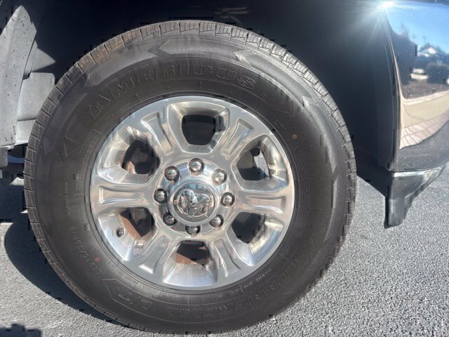 Used 2024 RAM 2500 Big Horn w/ Bed Utility Group AWD/4WD image 4