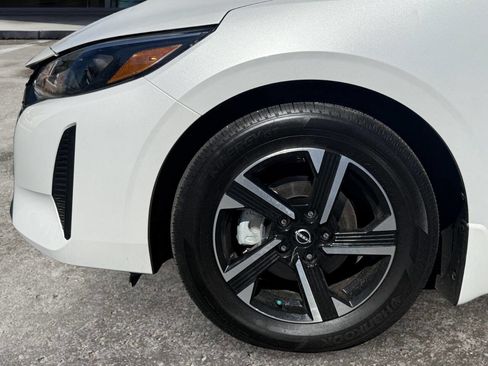 Used 2025 Nissan Sentra SV w/ All-Weather Package image 5