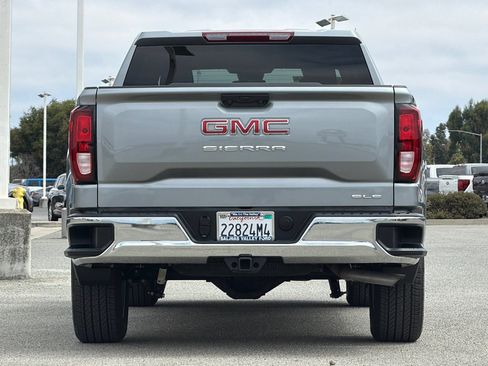 Used 2026 GMC Sierra 1500 SLE RWD image 5