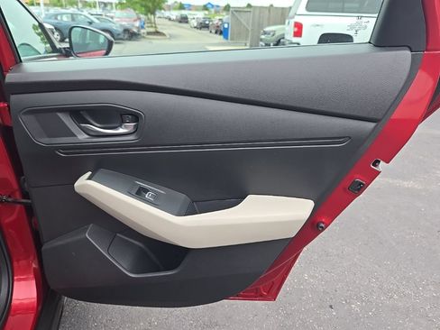 Used 2024 Honda Accord EX image 31